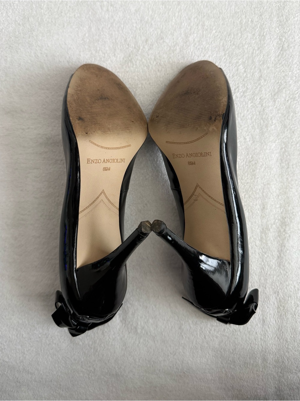 Enzo Angiolini Black Patent Peep-Toe Heels with Bow Size 8.5 - Picture 7 of 11